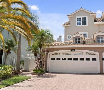 1768 LAGO VISTA