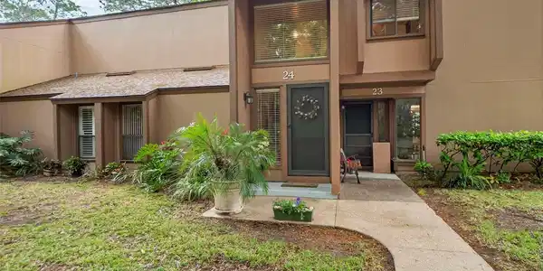 24 MID PINES CIRCLE
