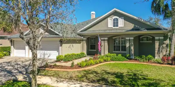 10 N PARK CIRCLE