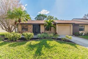 9724 LAKE SEMINOLE E