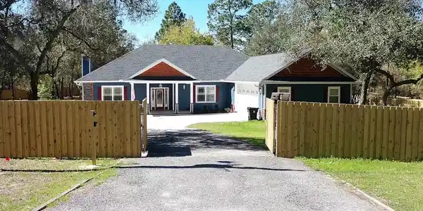 7076 GAS LINE ROAD