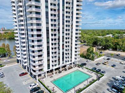 400 E COLONIAL DRIVE