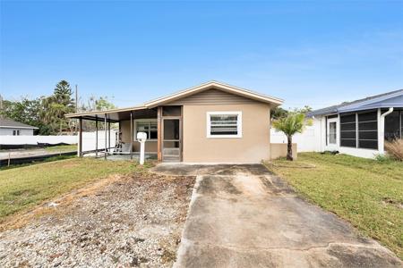 1819 SHORE ACRES BOULEVARD NE