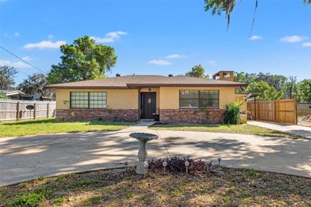 4100 E WOODDUCK LANE