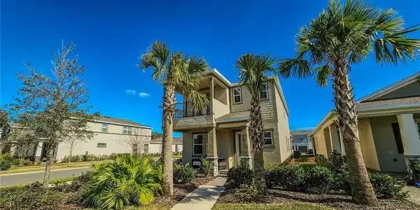 728 COSTA LANE