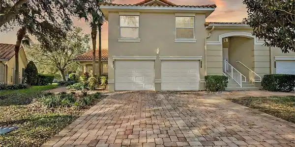 5385 ADMIRAL WAY