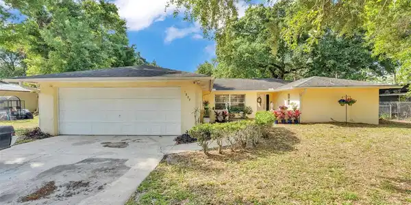 1227 FAIRLEE STREET
