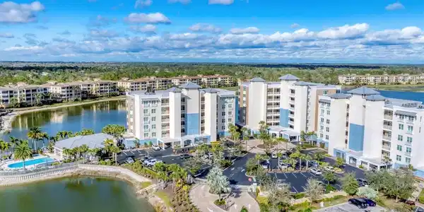 10520 BOARDWALK LOOP