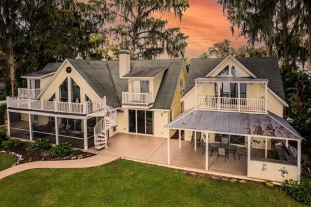 2256 W COUNTY ROAD 44