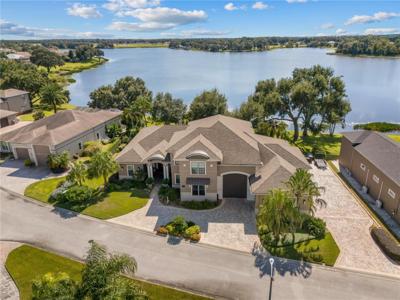 414 MEANDERING WAY