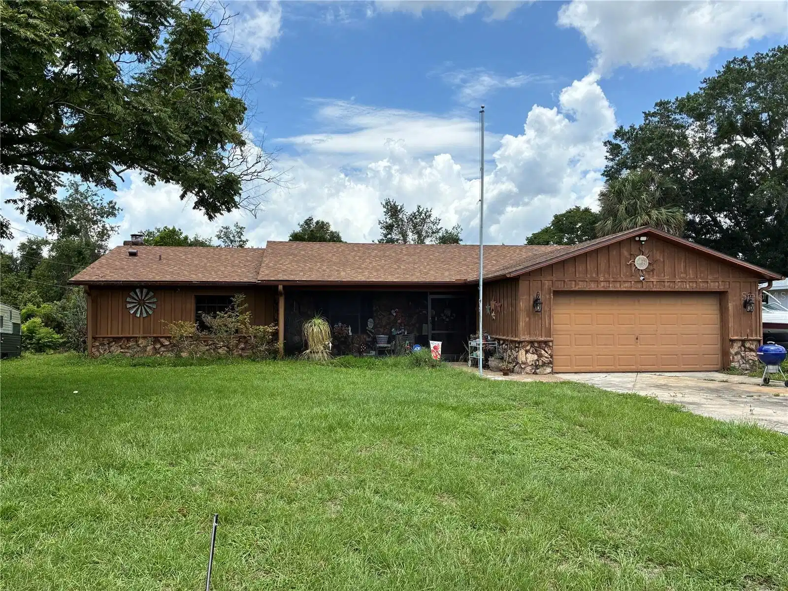 Image 1 Image 1