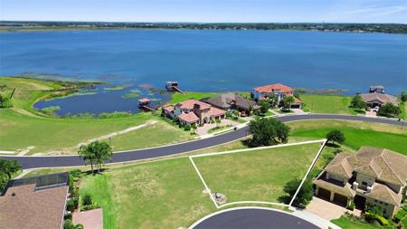 206 SPRING AZURE DRIVE