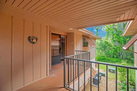 190 HICKORY WOODS COURT