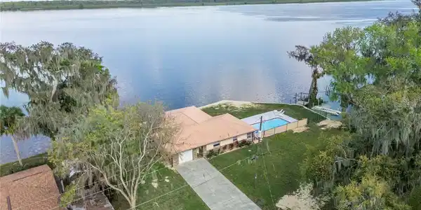 830 COUNTY RD 457