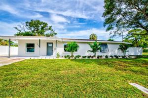 4899 VENETIAN NE