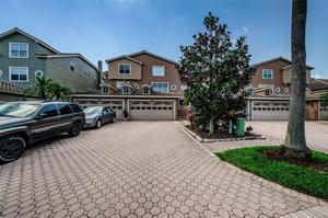 1704 LAGO VISTA