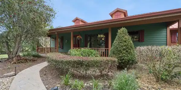 2925 GODWIN ROAD
