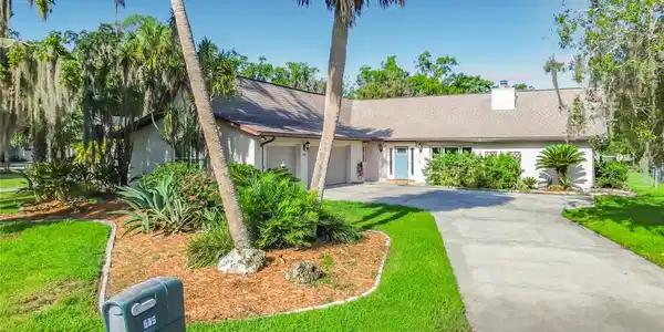 536 NW 9TH AVENUE