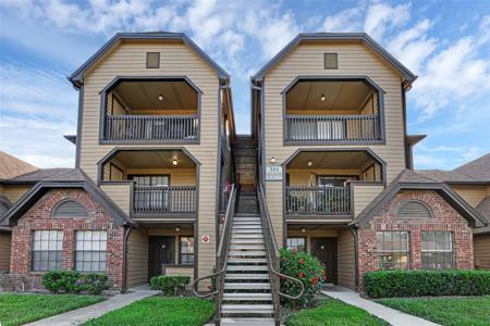 351 LONE HILL DRIVE