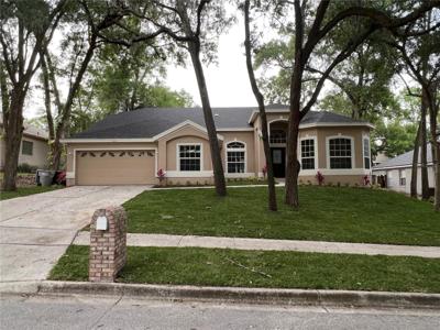 953 WOODCRAFT DRIVE