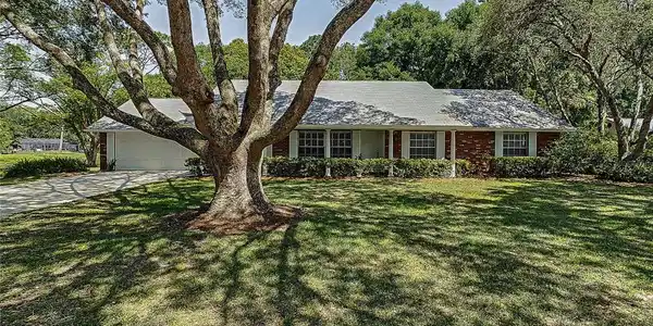 608 BLUE LAKE