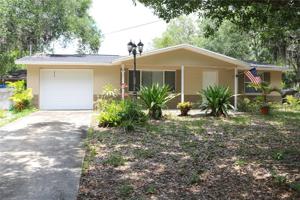 1215 OAKWOOD