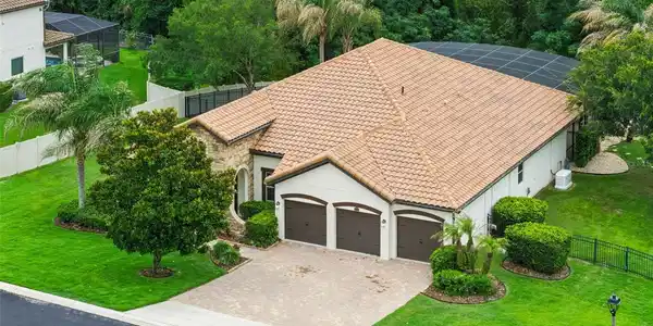 16704 CARAVAGGIO LOOP