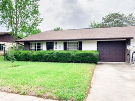 928 NEW BEDFORD DR