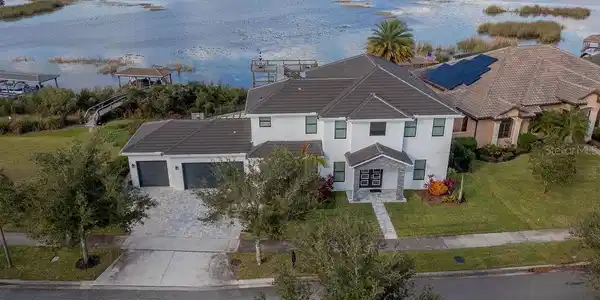 7701 SUMMERLAKE POINTE BOULEVARD