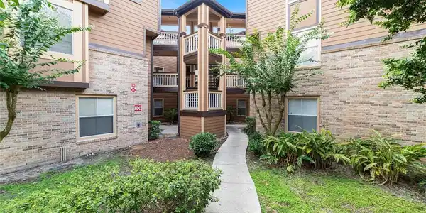 486 PIN OAK