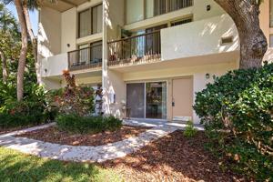 200 MAITLAND