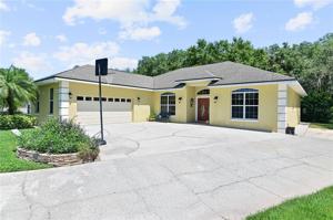 2096 WILD OAK CT