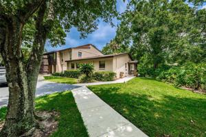 1400 TARPON WOODS