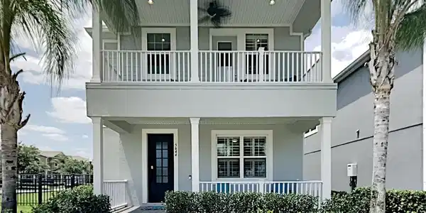 5644 THOMAS SQUARE