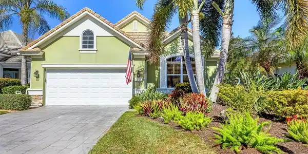 6607 OAKLAND HILLS