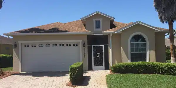 10021 LAKE MIONA
