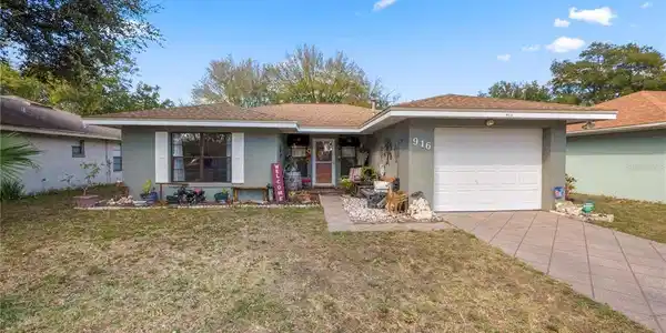 916 SUNSHINE SW