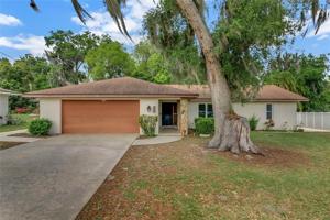 22 ORANGE BLOSSOM TRAIL