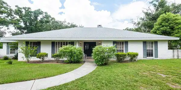 5464 GLENMORE