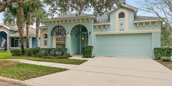 46 SOUTHLAKE DRIVE