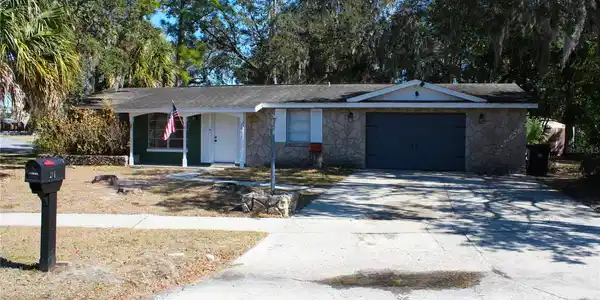 2071 CANAL ROAD