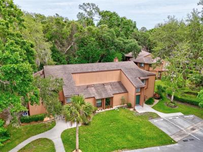 8 OAKMONT COURT
