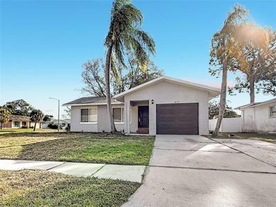 819 HELMSMAN WAY