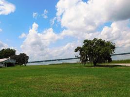 401 LAKE CLINCH