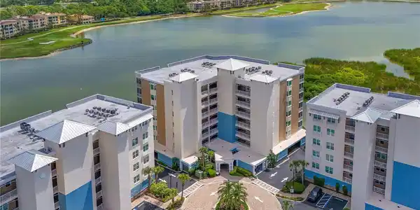 10520 BOARDWALK LOOP