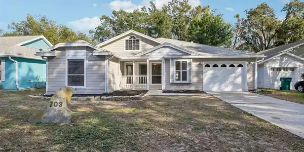 703 HARVARD COURT