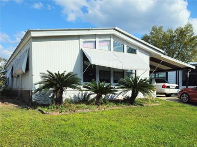 121 MAPLE DRIVE