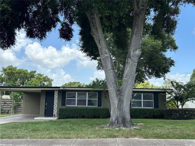 307 BAY STREET