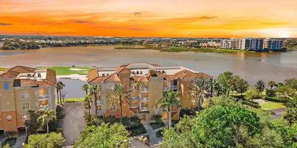 6406 WATERCREST