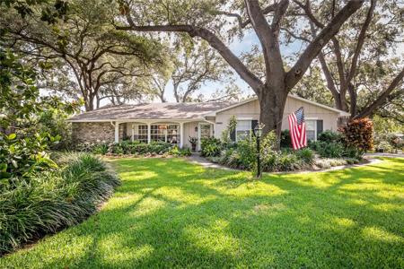 500 LAKE FOREST CIRCLE